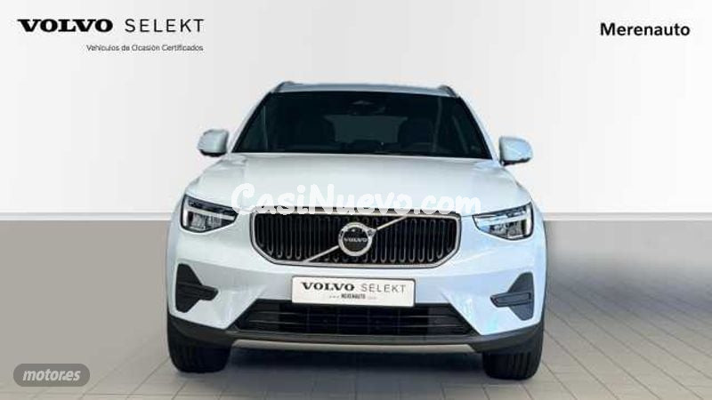 Volvo XC40 2.0 B3 MHEV CORE DCT 163 5P de 2025 con 6 Km por 36.000 EUR. en A Coruna