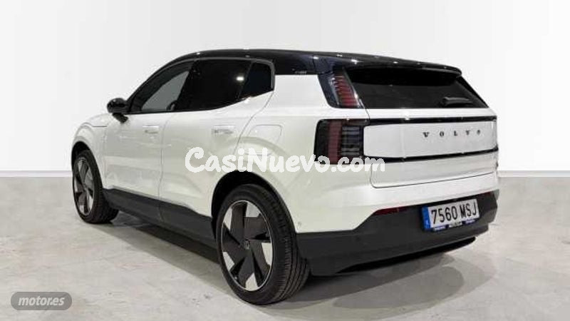 Volvo EX30 EX30 Ultra, Single Motor Extended Range, Electrico de 2024 con 16.644 Km por 36.900 EUR. ...