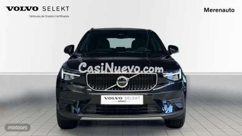 Volvo XC40 2.0 B3 MHEV CORE DCT 163 5P de 2025 con 11 Km por 36.500 EUR. en A Coruna