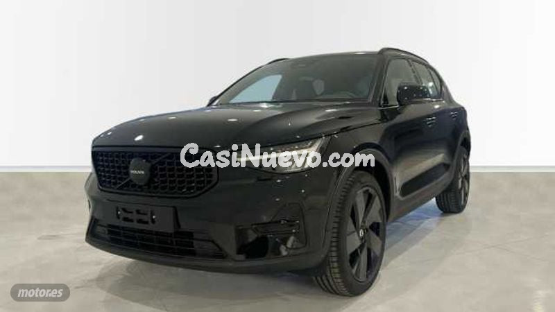 Volvo XC40 XC40 BLACK EDITION PLUS B3 (G) de 2025 con 1 Km por 42.900 EUR. en Asturias