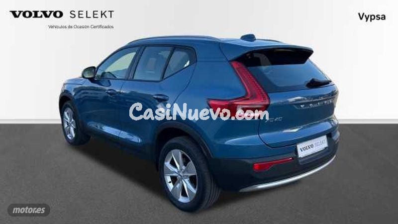 Volvo XC40 2.0 B3 CORE AUTO 163 5P de 2025 con 16.466 Km por 34.500 EUR. en Malaga