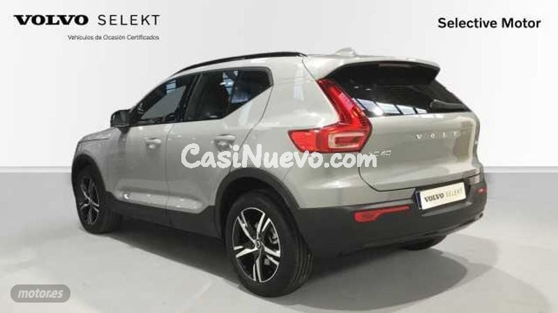 Volvo XC40 XC40 PLUS B3 MILD HYBRID GASOLINA de 2025 con 29.200 Km por 37.900 EUR. en Cantabria