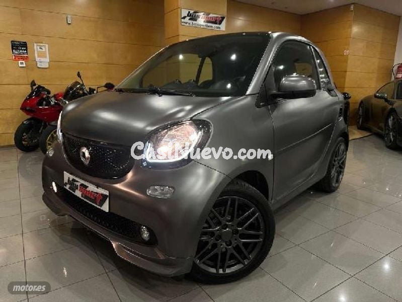 Smart Fortwo Coupe 66 Passion Aut. de 2018 con 62.000 Km por 16.900 EUR. en Barcelona