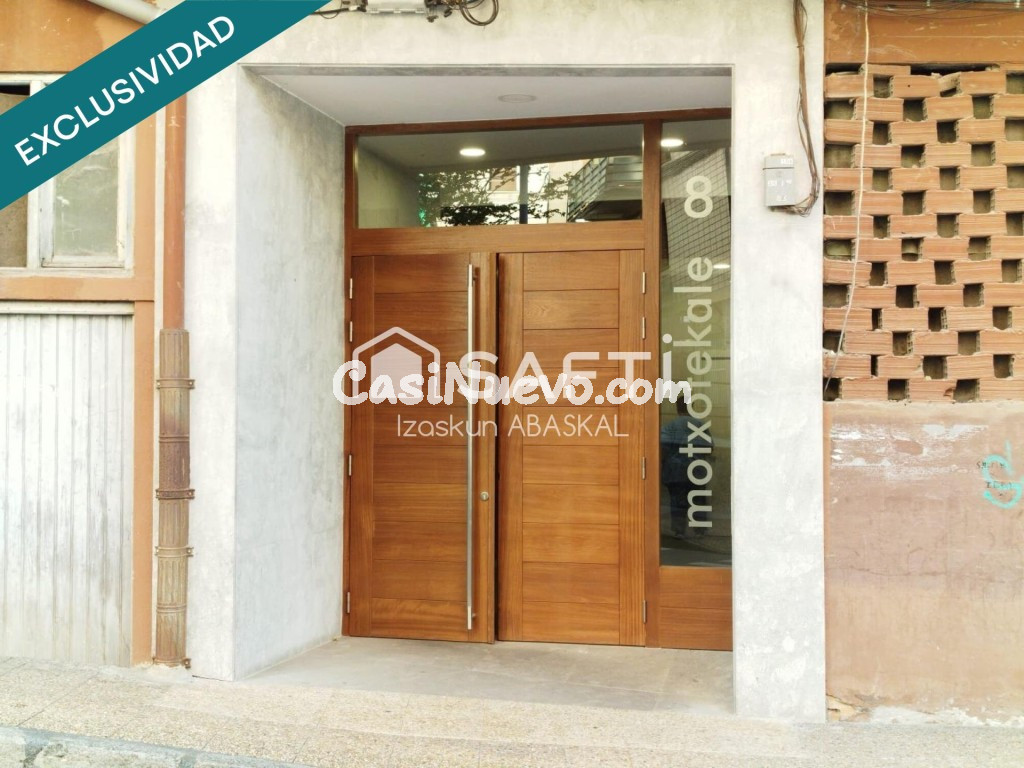 Piso rstico con encanto, a un paso del centro y bien aislado