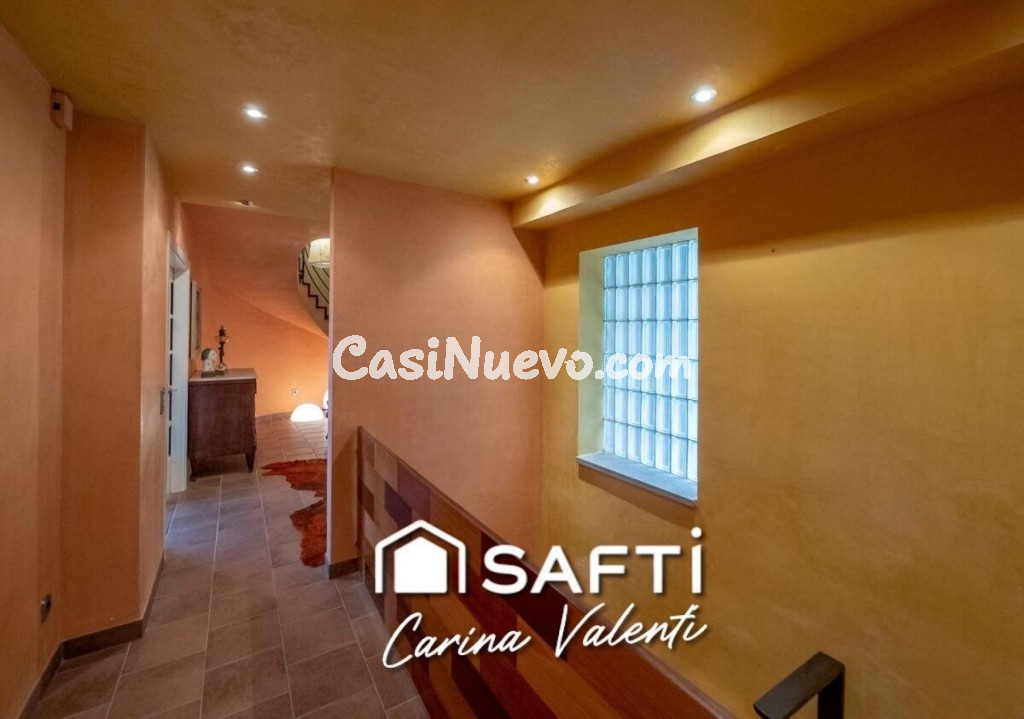 CHALET DE DISEÑO EN BESCANO