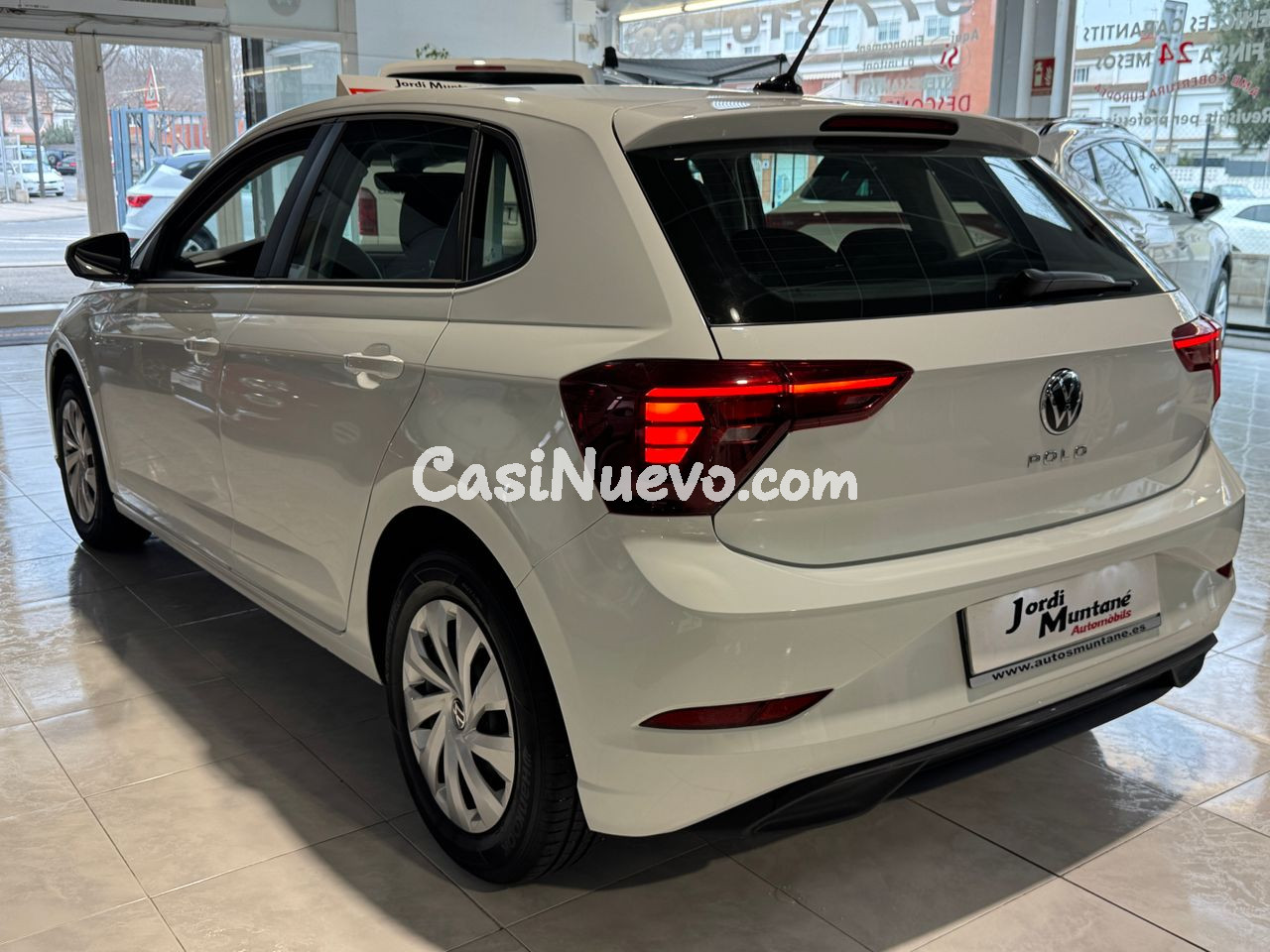 Volkswagen Polo 1.0TSI 95CV LIFE.- " NACIONAL ".- " REVISIONES Y MANTENIMIENTOS AL DÍA ".-