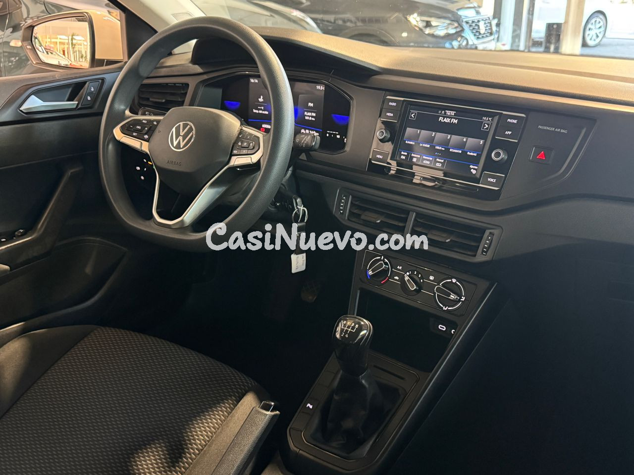 Volkswagen Polo 1.0TSI 95CV LIFE.- " NACIONAL ".- " REVISION - foto 12