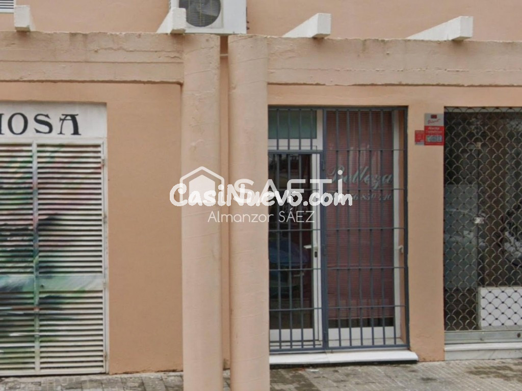 Local comercial a pie de calle en zona privilegiada