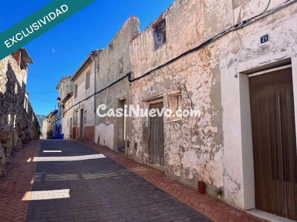 Solar urbano de 197m², con inmejorables vistas.