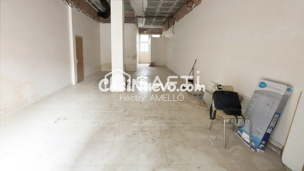 Local verstil de 64m Oportunidad nica!