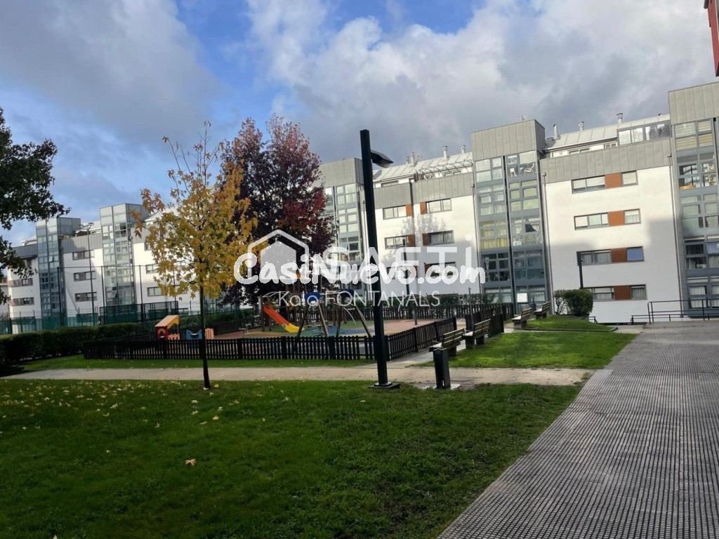 MAGNIFICO ATICO EN PONTEVEDRA