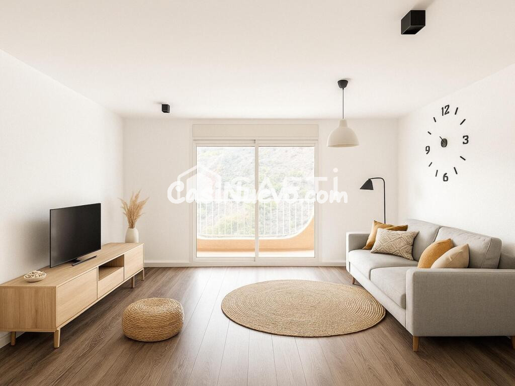 Exclusiva casa unifamiliar con vistas al mar y piscina comunitaria