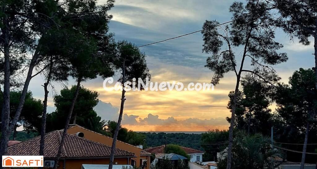 Fantástico chalet independiente con encanto