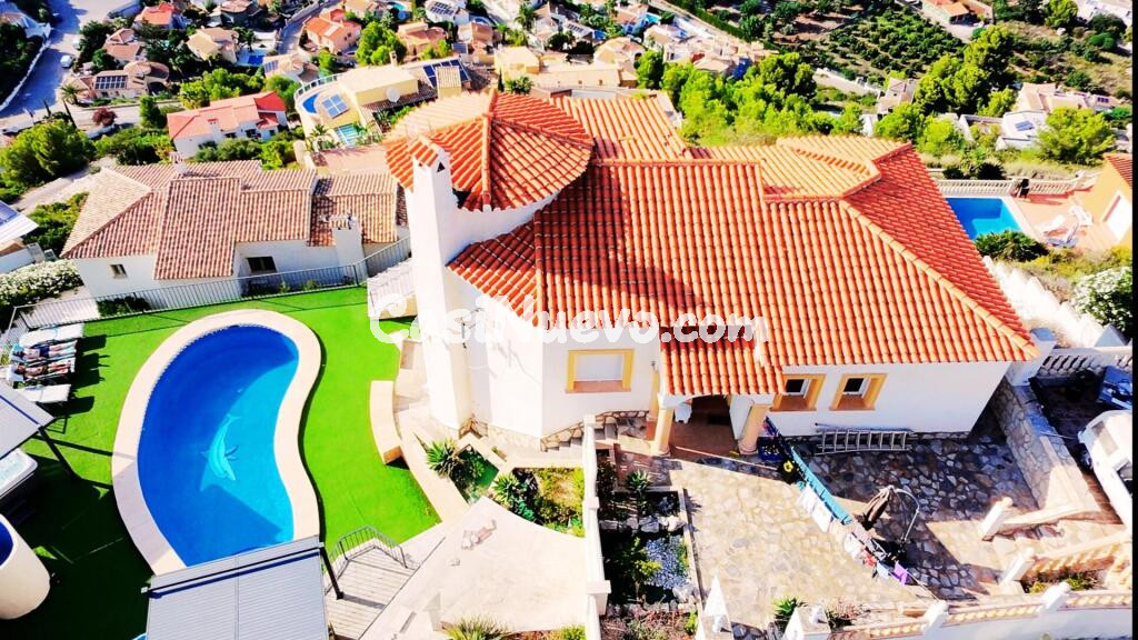 Tu refugio en las alturas de la Costa Blanca