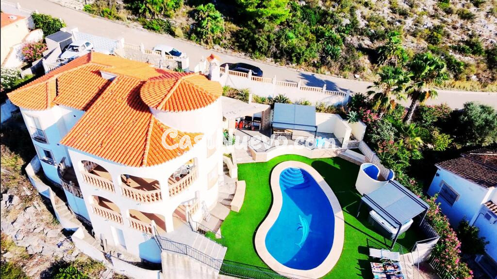 Tu refugio en las alturas de la Costa Blanca