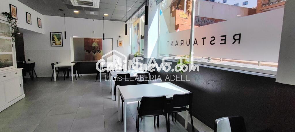 TRASPASO - Restaurante en pleno rendimiento/crecimiento,  en el centro de Tarragona  - Plaza Centrica de las Fiestas - PLAZA VERDAGUER - LA TEKLA - cerca de plazas de aparcamiento, cubiertas y exterior.