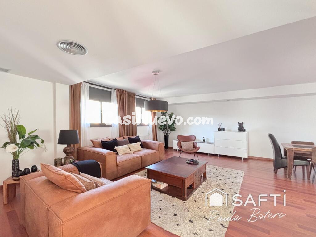 Hermosa vivienda adosada en el centro de Sant Pere de Ribes, a 5' de Sitges