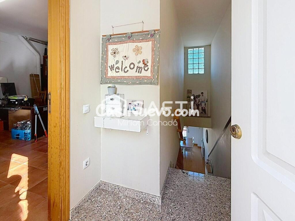 Vistas al mar y espacio para disfrutar.