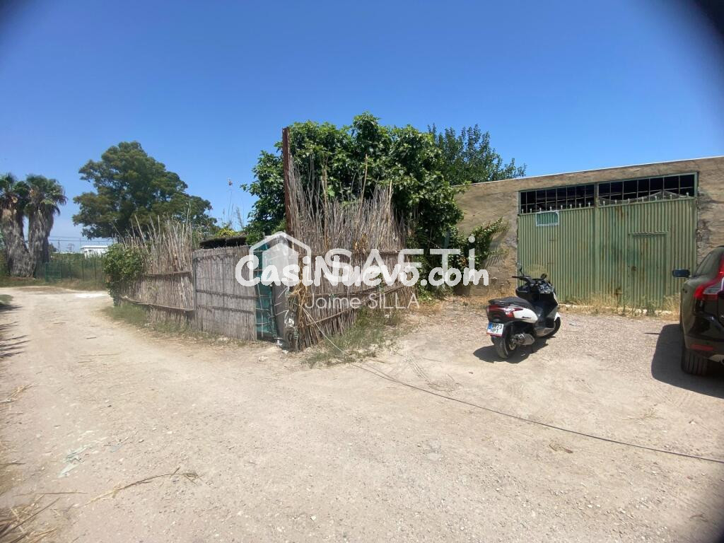 Nave 250m con embarcadero hacia la Albufera