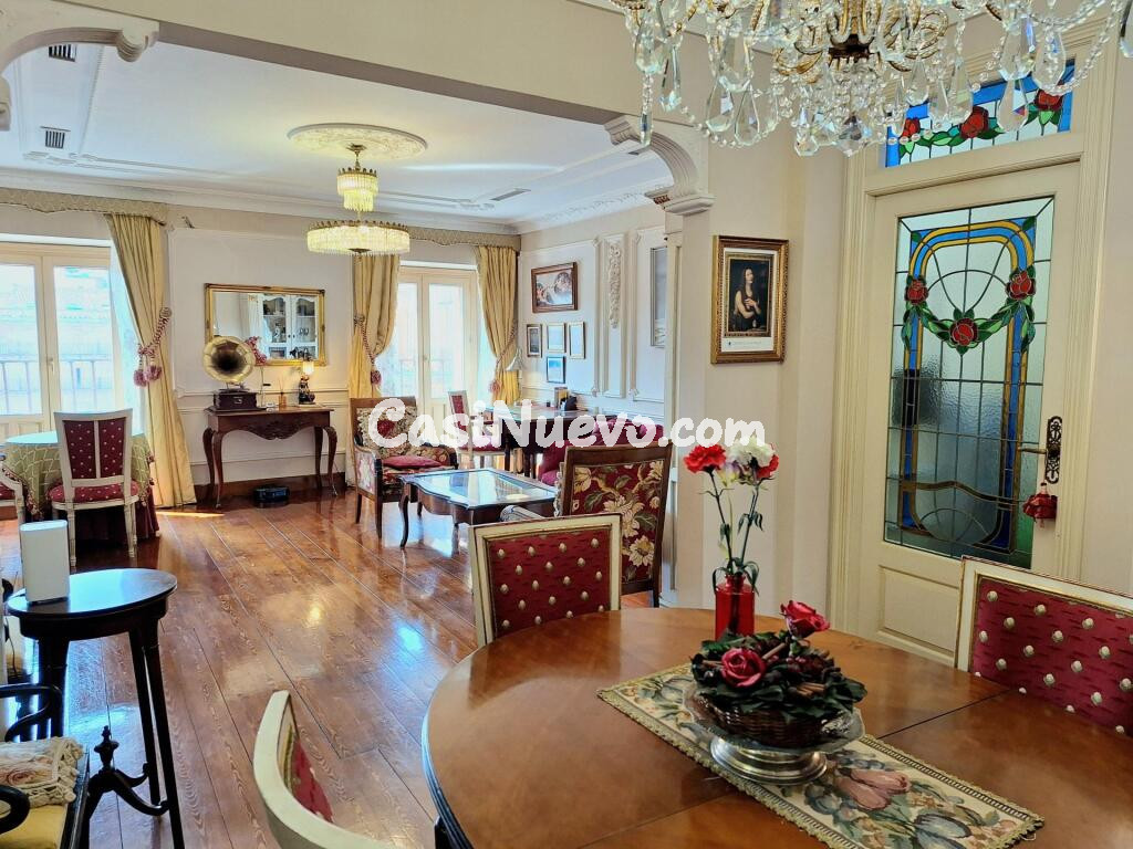 Dúplex barroco en plena Plaza Mayor de Salamanca