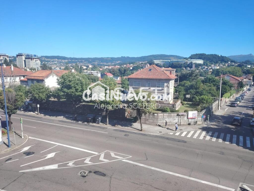 Gran piso familiar en Gran Vía, garaje y trastero.