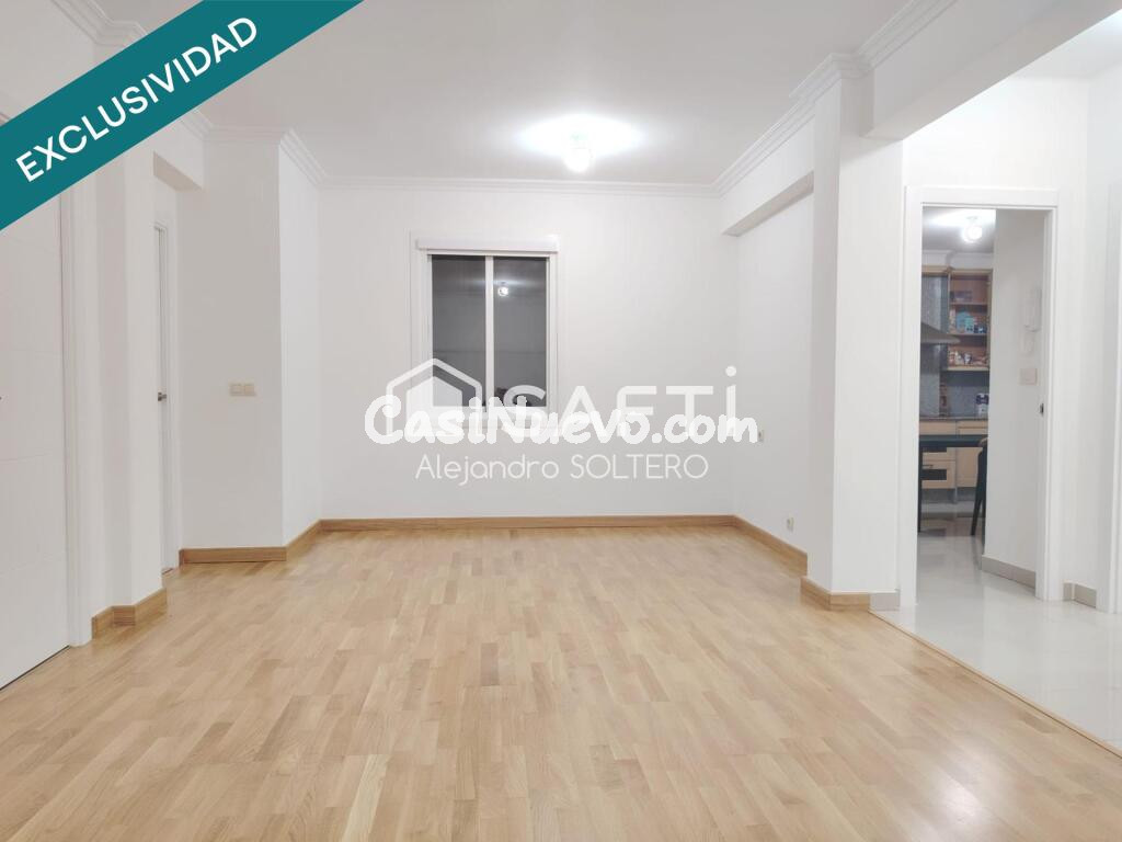Amplio piso Reformado 90 M2 en el corazn de Vigo