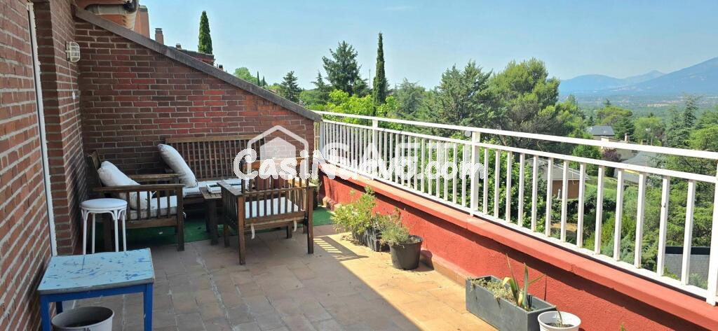 NEGOCIABLE. 2 VIVIENDAS INDEPENDIENTES Y GRANDES TERRAZAS CON BONITAS VISTAS