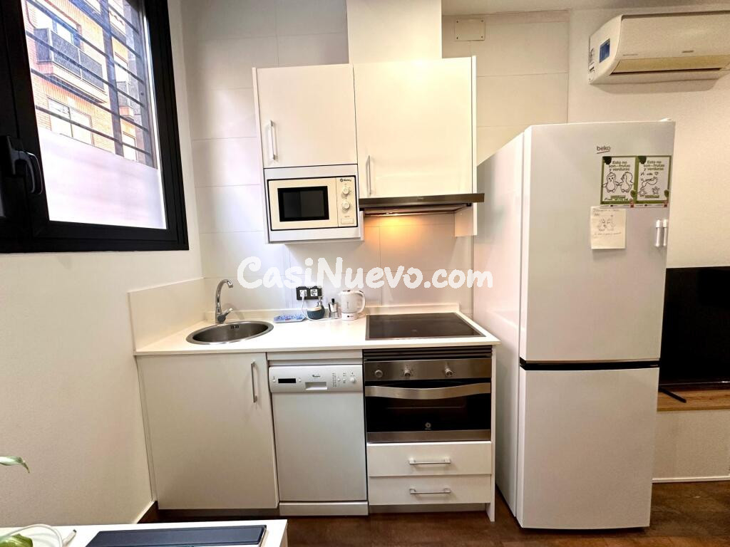 SIN HONORARIOS AL COMPRADOREstudio reformado prximo a Plaza Castilla