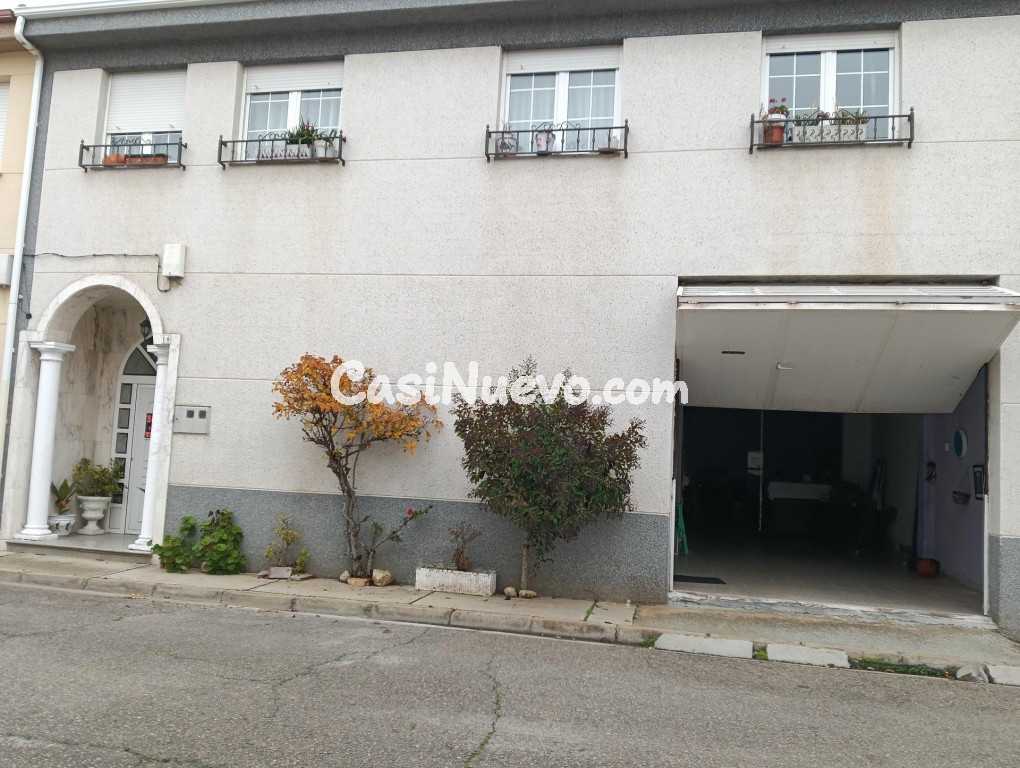 Casa unifamiliar perfecta para entrar a vivir.