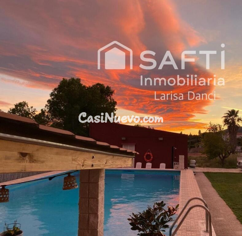 Exclusiva Villa en Venta en Alcanar Playa.