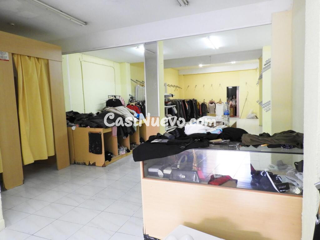 Local comercial en calle Pedro Viruela 154m2