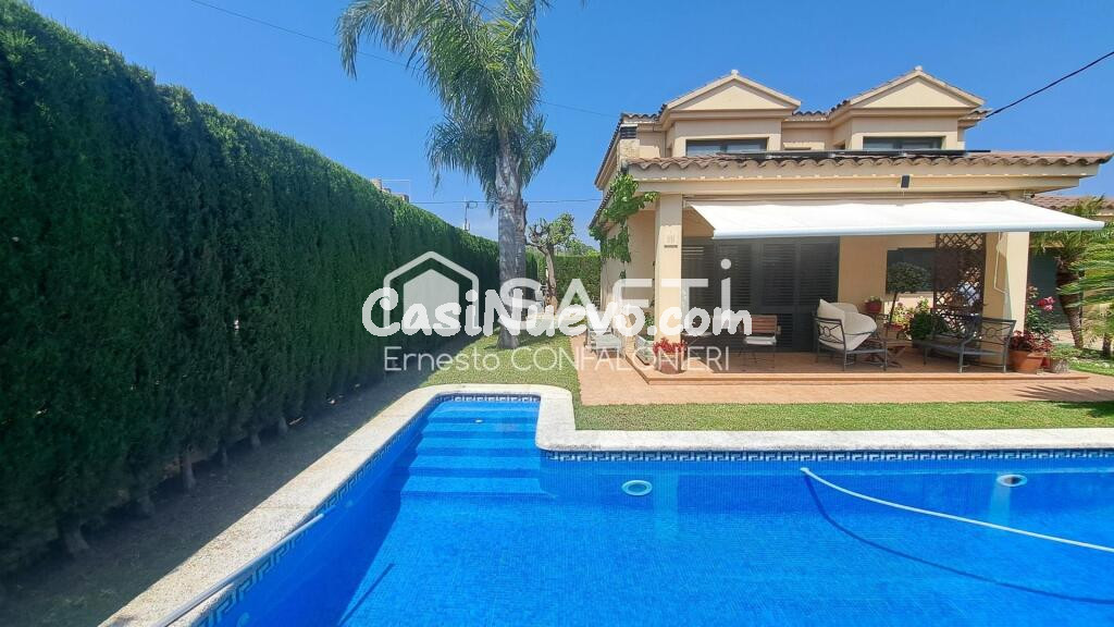 Chalet  en la mejor zona residencial de vinaros.!!!!SIN COMISION !!!