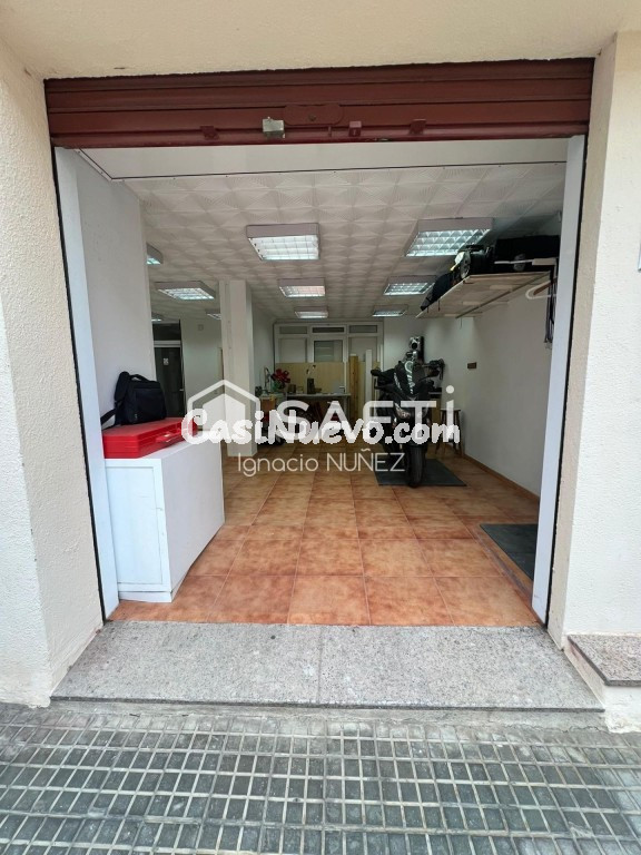 Local con opción a vivienda junto al mar.