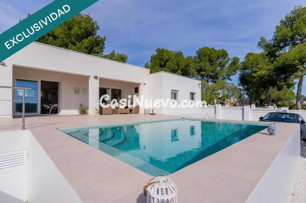 Exclusiva vivienda moderna en Llria