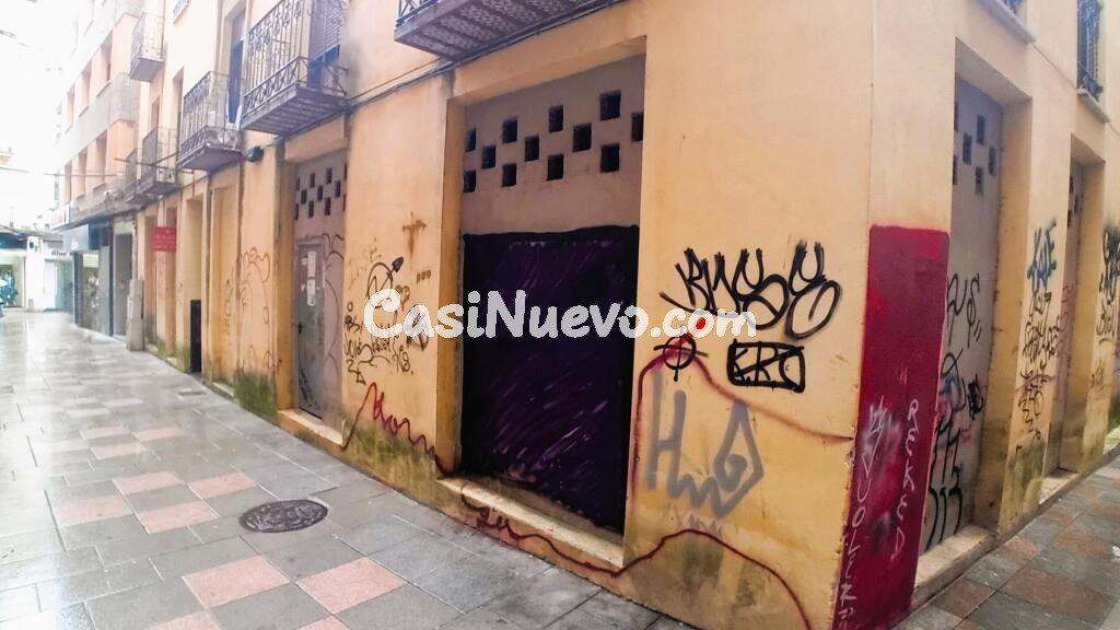 Oportunidad Única en el Corazón de Talavera de la Reina: Local Multifuncional de 116 m²