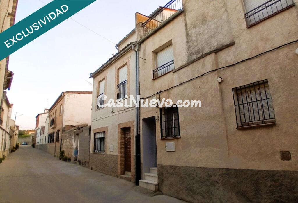 Tu nuevo hogar en Lagartera: tradición, comodidad y excelente ubicación