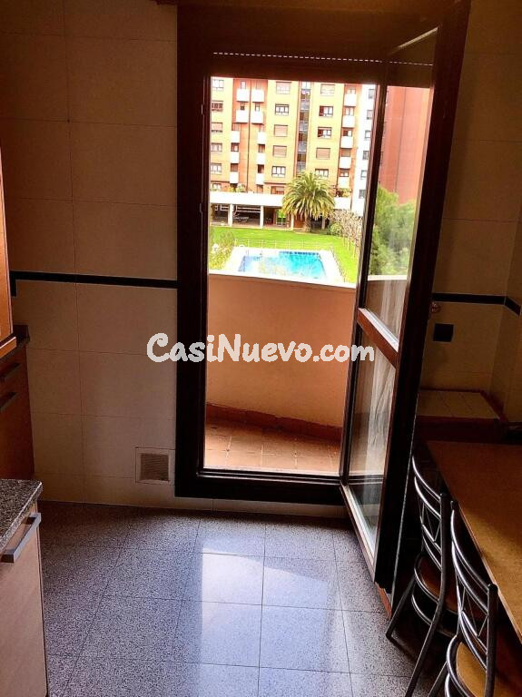 VENDEMOS FANTASTICO PISO EN CALLE ORTEGA Y GASSET DE LOGROÑO.