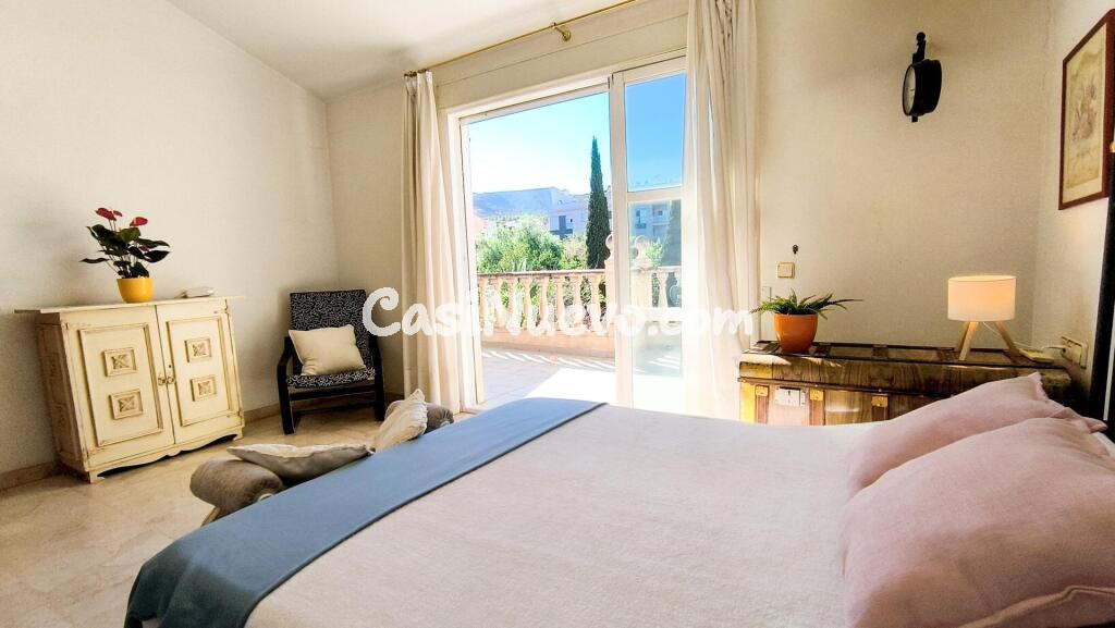 CHALET UNIFAMILIAR CON PISCINA PRIVADA EN LA ALBERCA