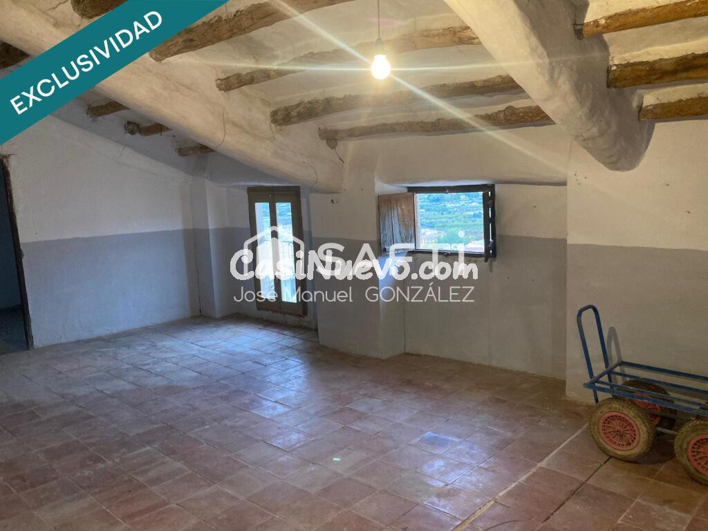 PRECIO MUY NEGOCIABLE! Magnfica casa seorial con gran patio