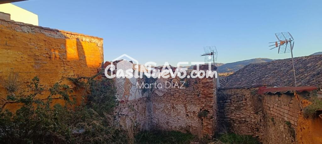 Solar urbano con vistas en el corazn de Ronda.