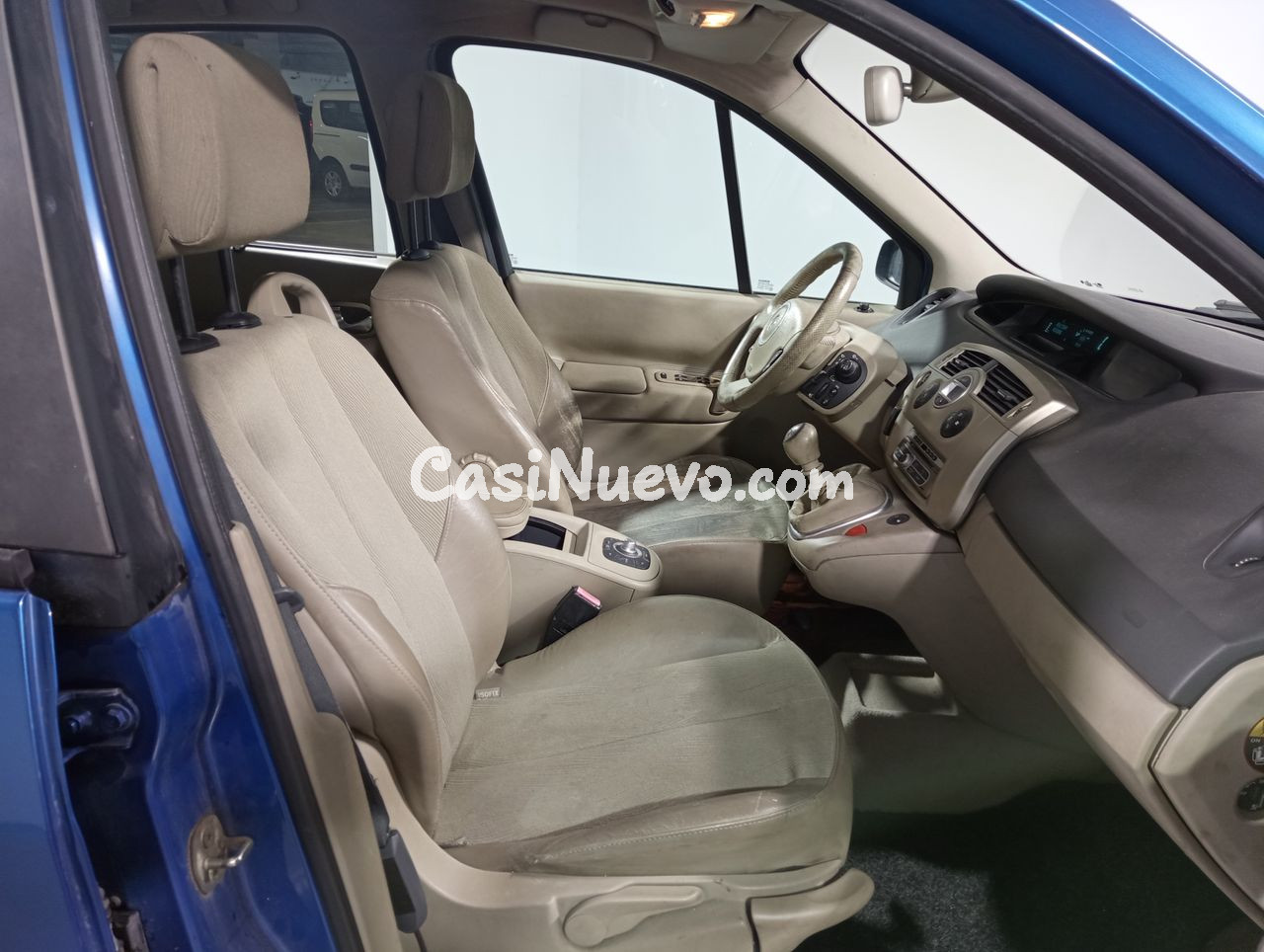 Renault Scénic 1.9 dCi 130 - foto 8