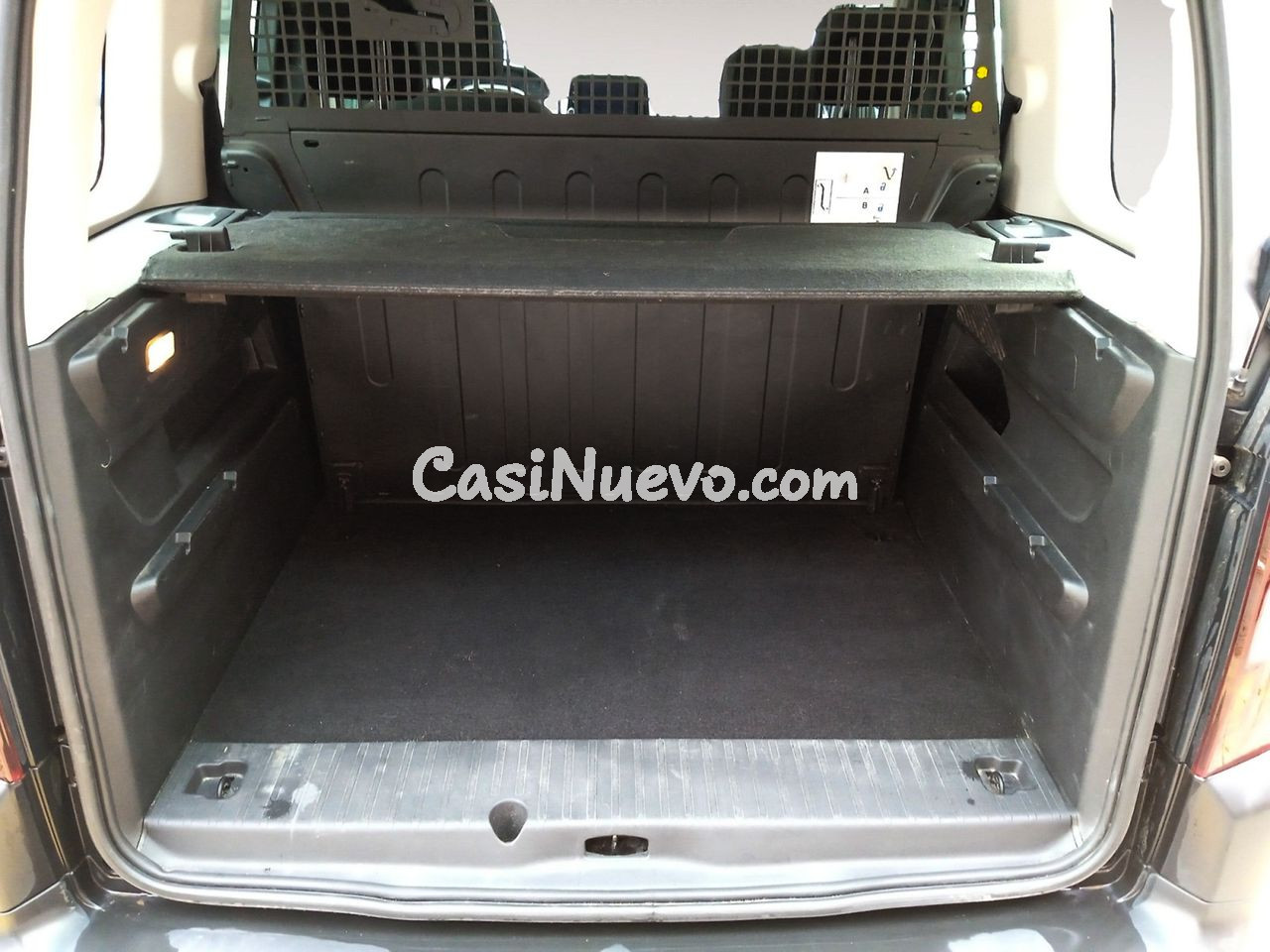 Peugeot Rifter Allure - foto 11