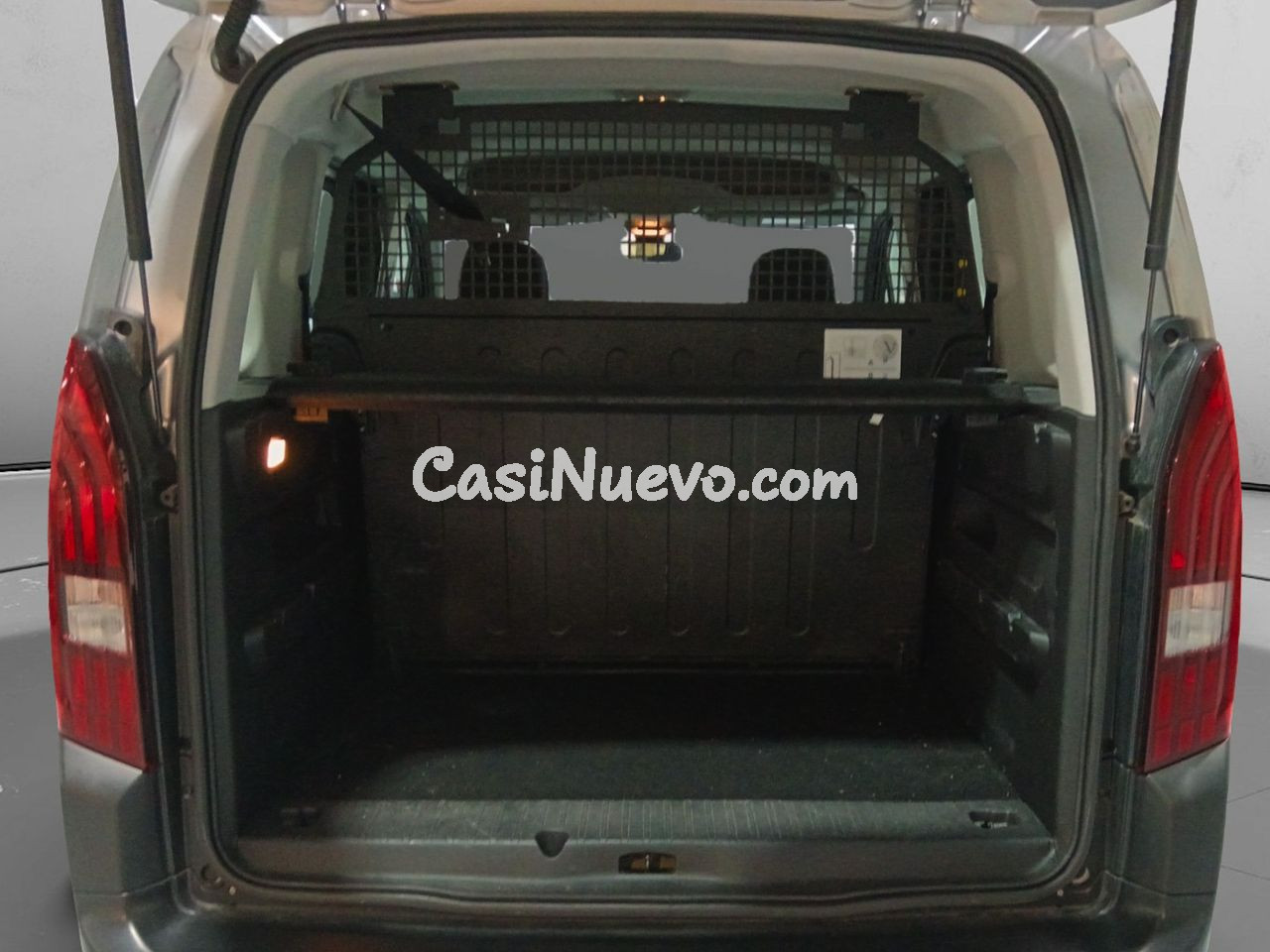 Peugeot Rifter Allure - foto 11