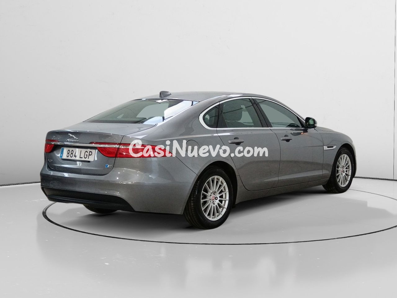 Jaguar XF Pure