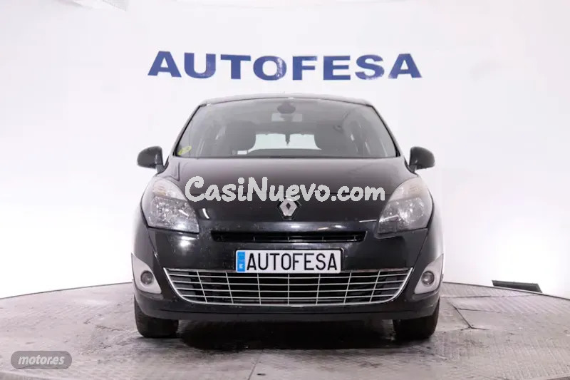 Renault Grand Scenic 1.5 DCI 105CV 7 PLAZAS 5P de 2009 con 270.000 Km por 3.350 EUR. en Madrid