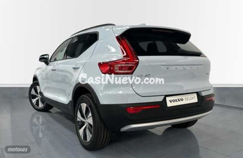 Volvo XC40 XC40 Core, B3 Mild hybrid, Gasolina de 2025 con 3 Km por 36.900 EUR. en Lleida