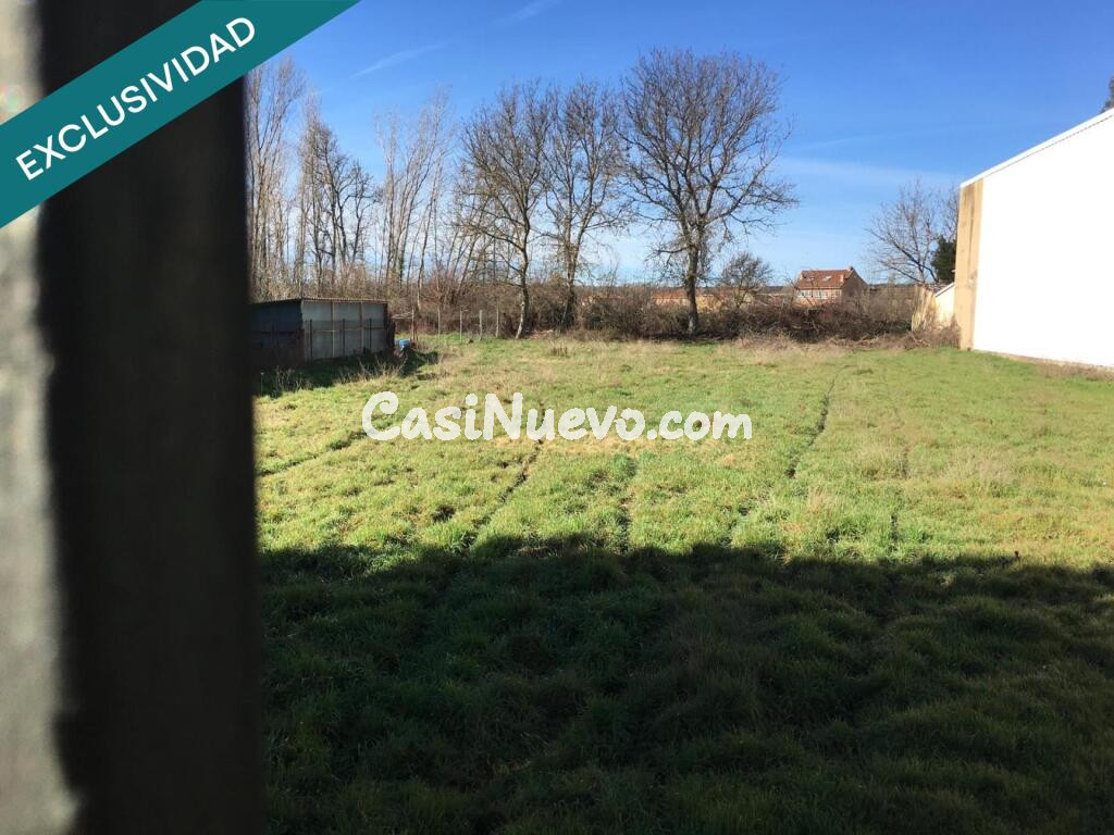 TERRENO URBANO Azadinos (Sariegos, León) en VENTA