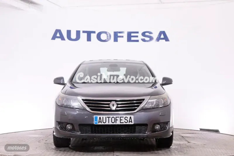 Renault Latitude 2.0 DYNAMIC 140CV 5P #PARKTRONIC de 2011 con 144.700 Km por 6.950 EUR. en Madrid