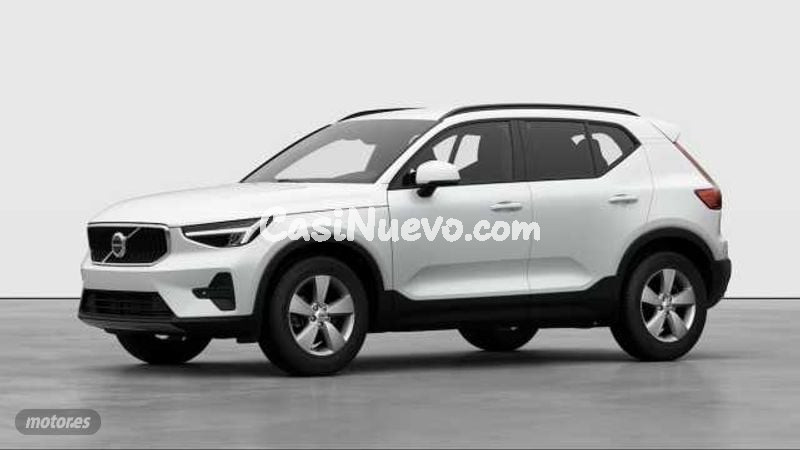 Volvo XC40 XC40 ESSENTIAL, B3, MILD HYBRID, GASOLINA de 2025 con 1 Km por 33.900 EUR. en Madrid