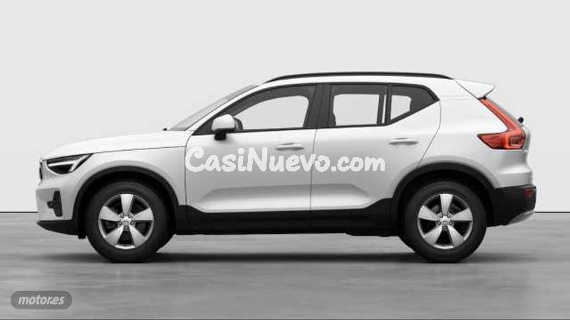 Volvo XC40 XC40 ESSENTIAL, B3, MILD HYBRID, GASOLINA de 2025 con 1 Km por 33.900 EUR. en Madrid